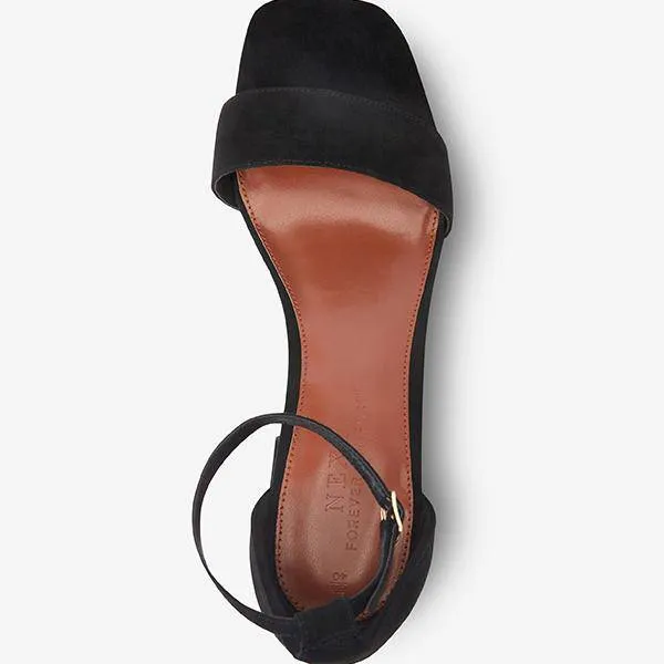 Black Forever Comfort® Simple Block Heel Sandals