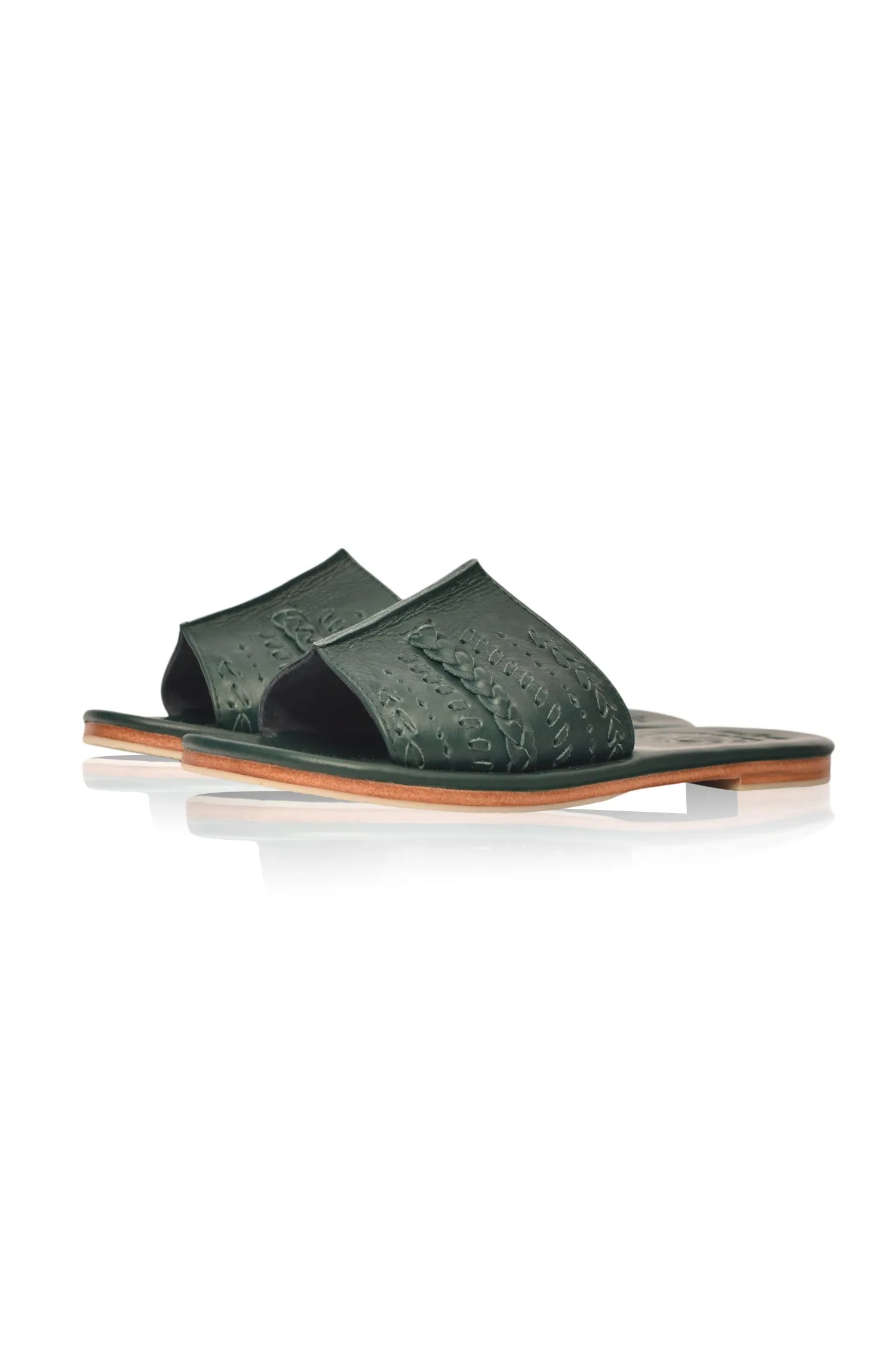 Dolce Vita Slide Shoes (Sz. 5, 7, 10 & 10.5)