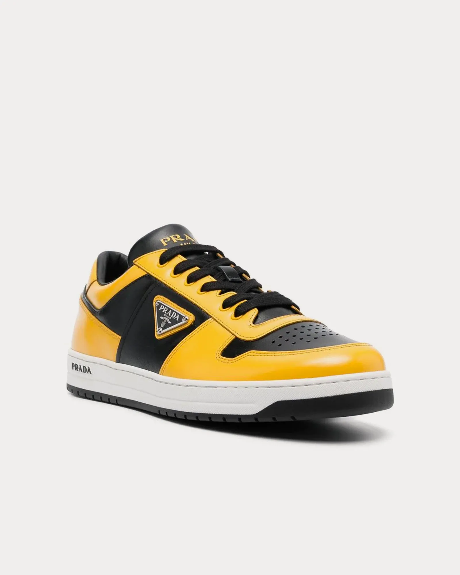 Downtown Leather Banana Yellow / Black Low Top Sneakers