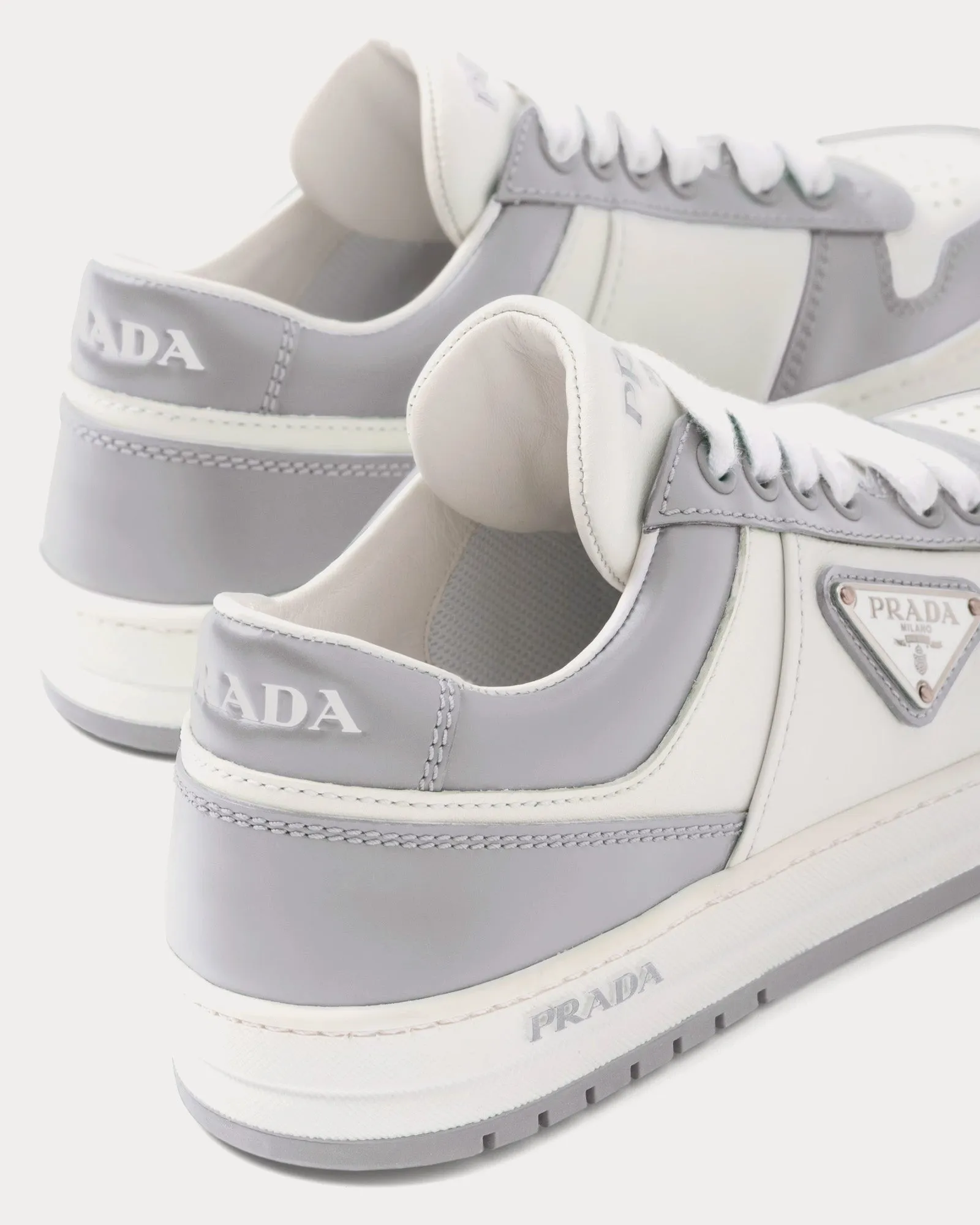 Downtown Leather White / Cornflower Blue Low Top Sneakers