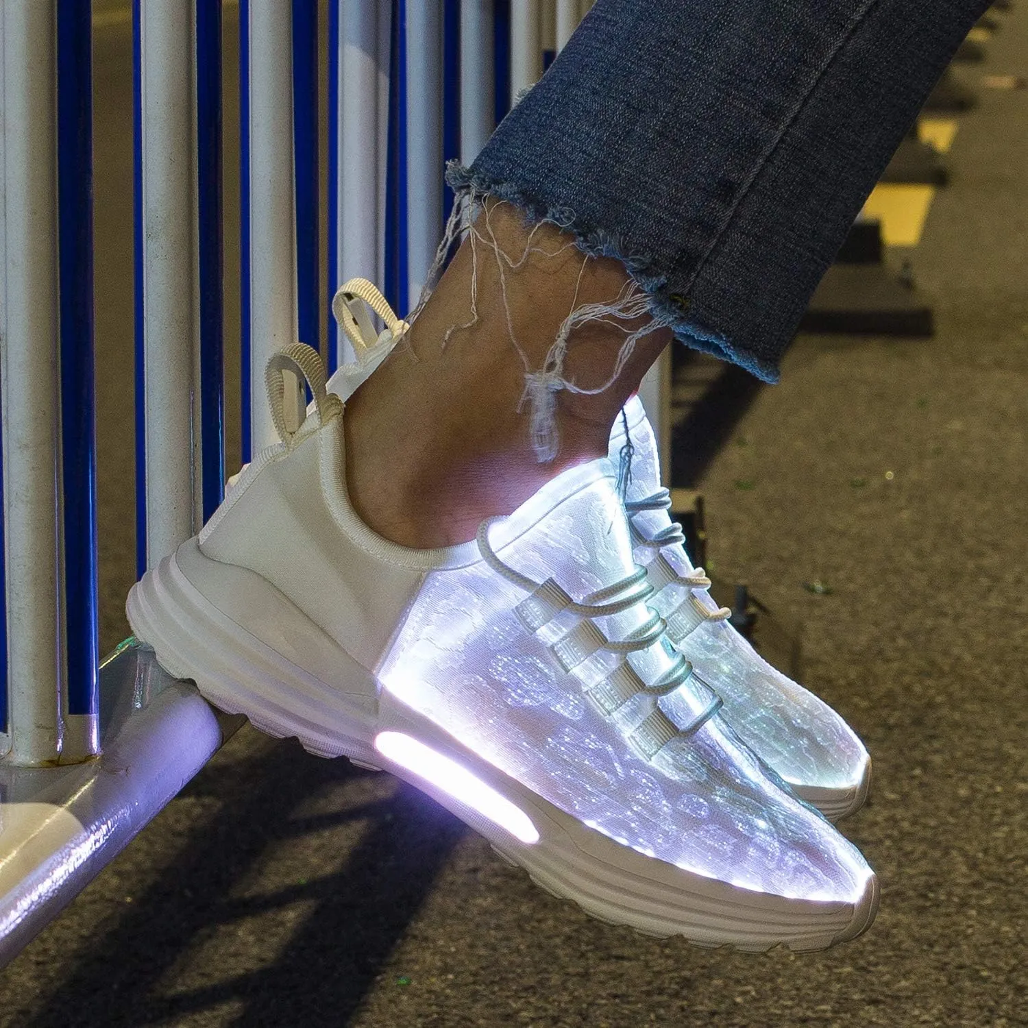 Fiber Optic LED Light Up Shoes for Women Men USB Charging Flashing Luminous Fashion Sneakers for Festivals Party