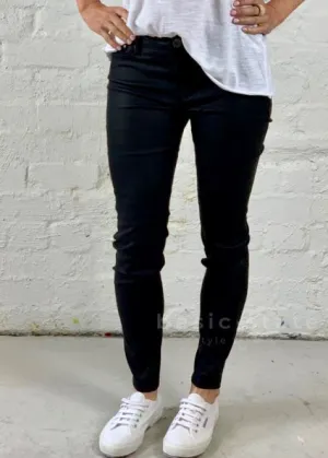 Francine Faux Leather || Black