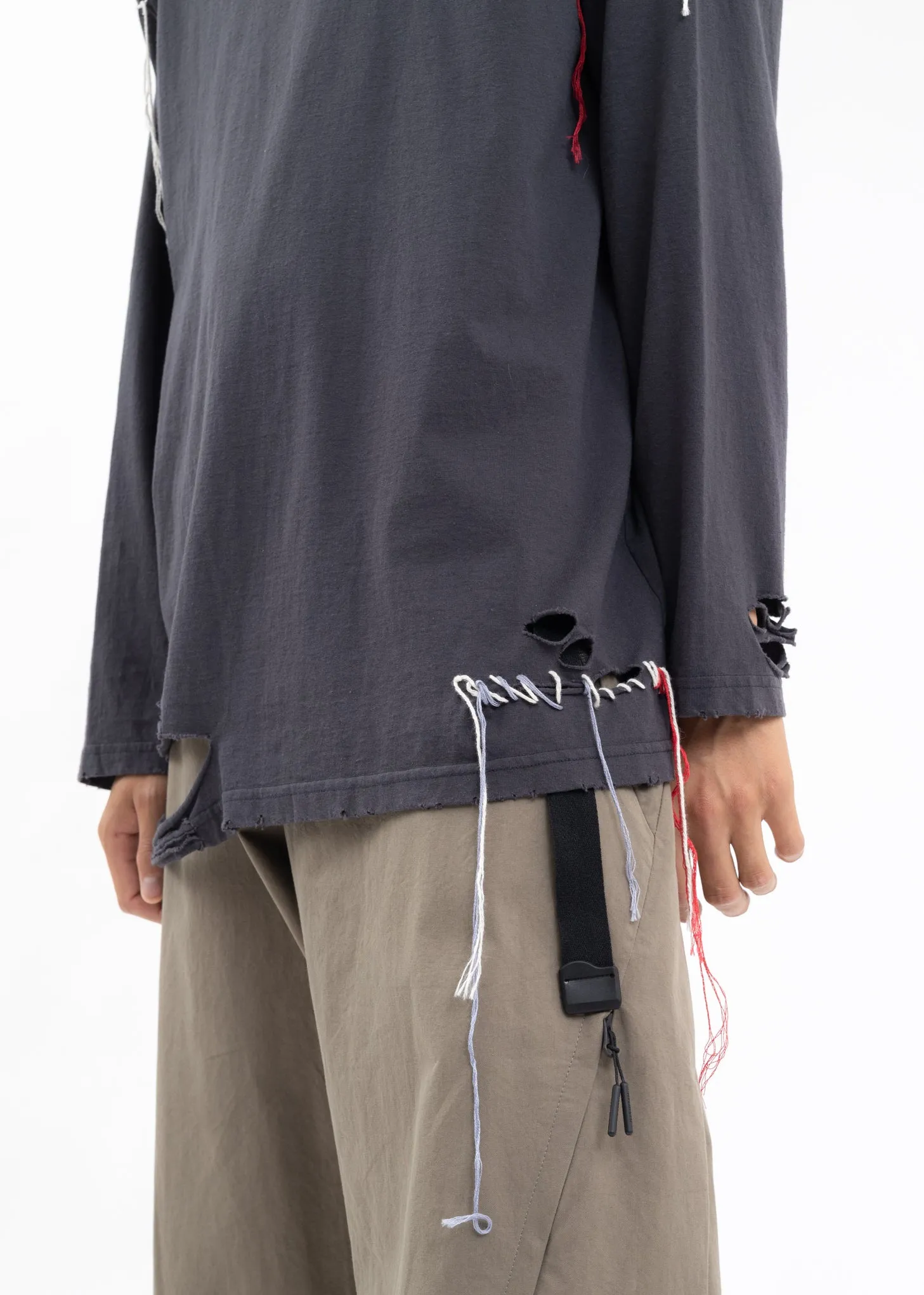 Grey LOOPING DAMAGE CUTSEWN