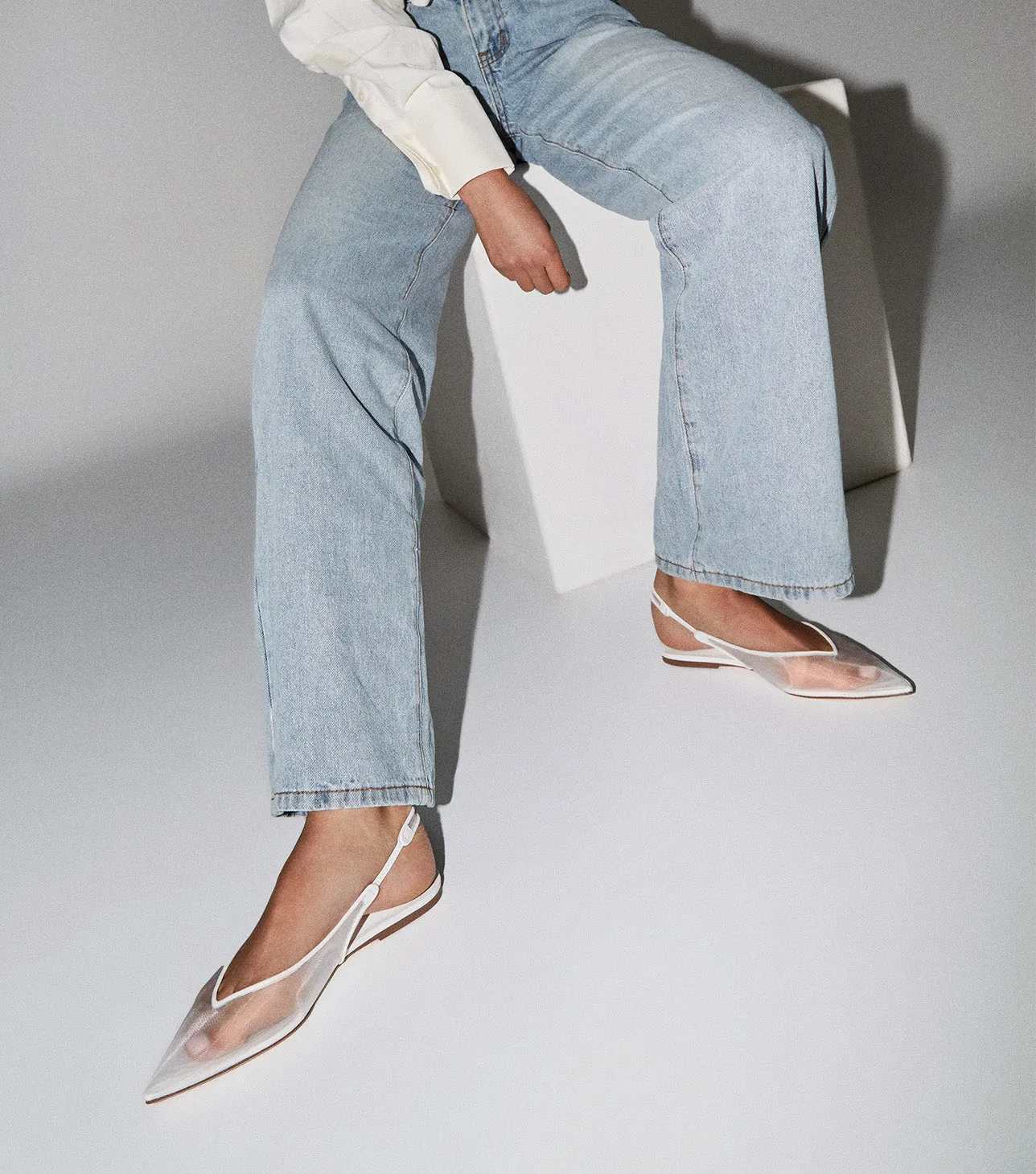 Jazz White Nylon