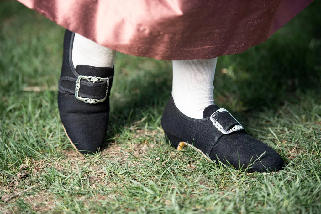 Jennys | Black Woolen Shoes
