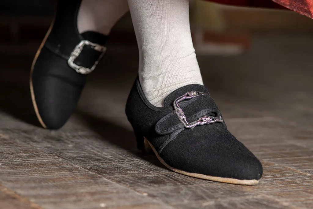 Jennys | Black Woolen Shoes