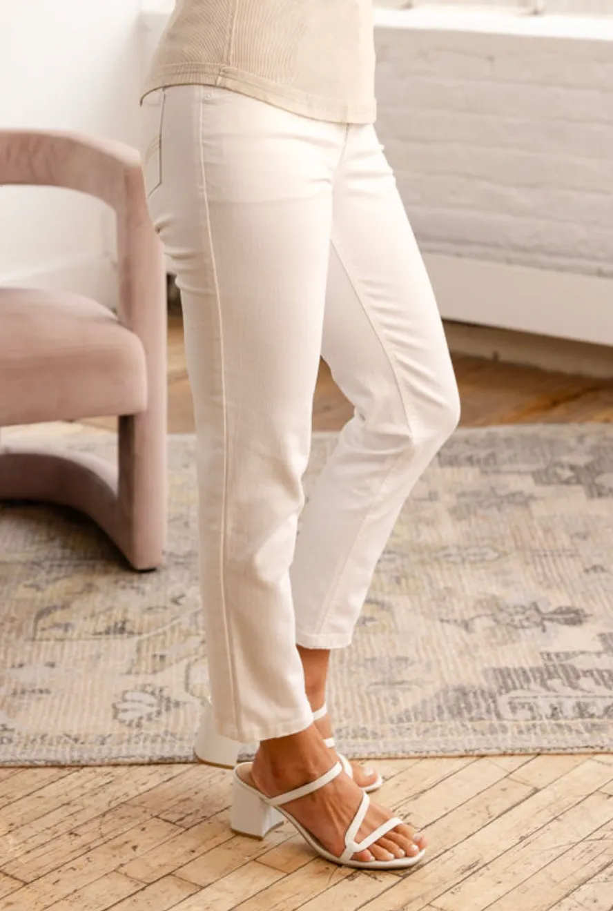 Mac and Me High Rise Slim Straight - HQ