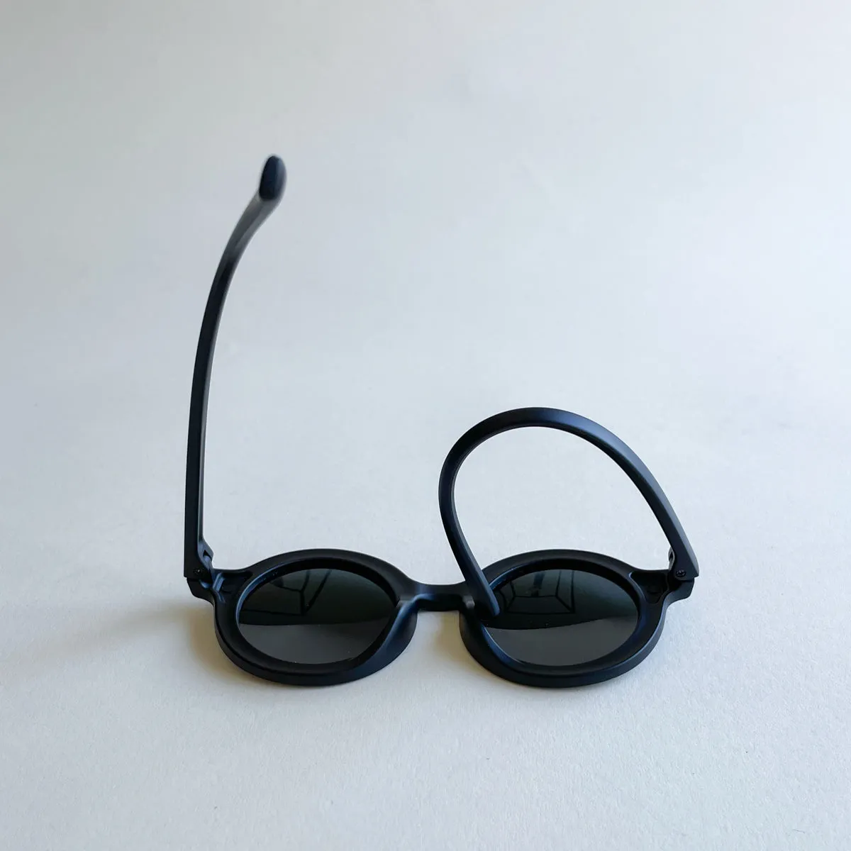 New Flexible, Resistant & Polarized UV 400 Kids Sunglasses Black