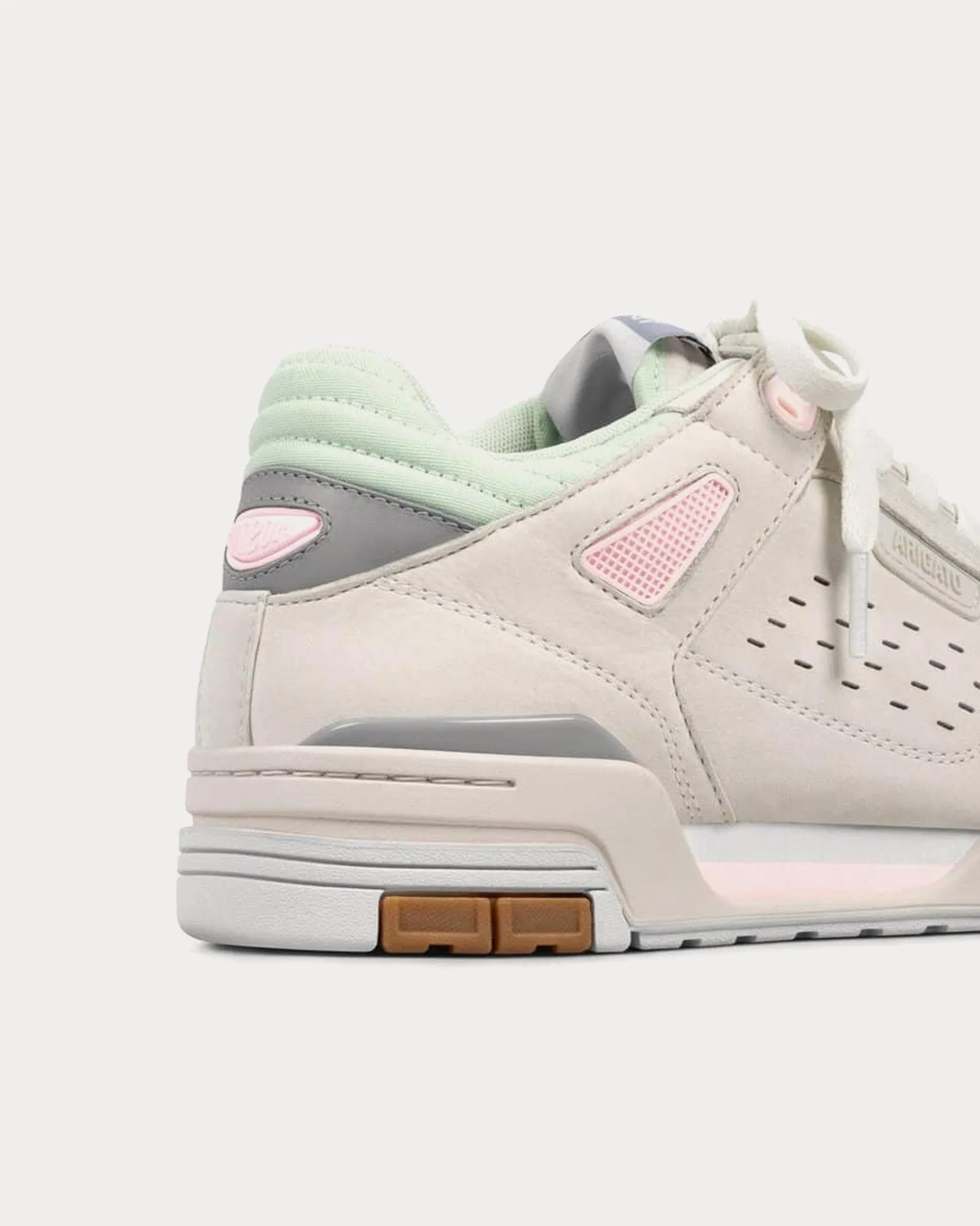 Onyx White / Light Pink Low Top Sneakers