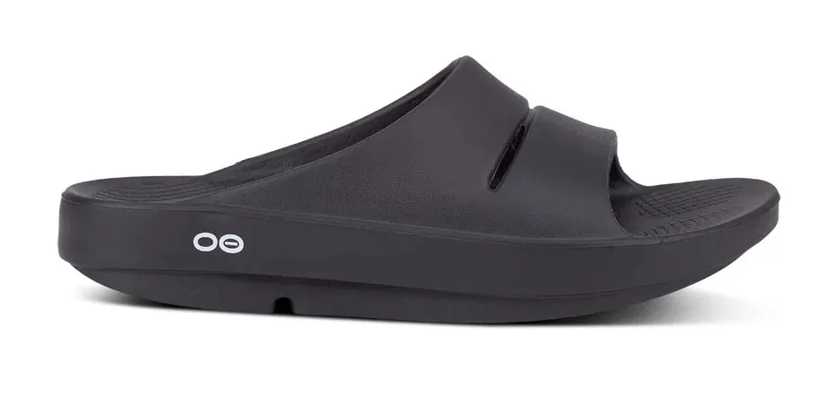 Oofos Ooahh Black Sandal