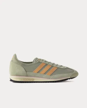 SL 72 Light Green / Yellow Low Top Sneakers