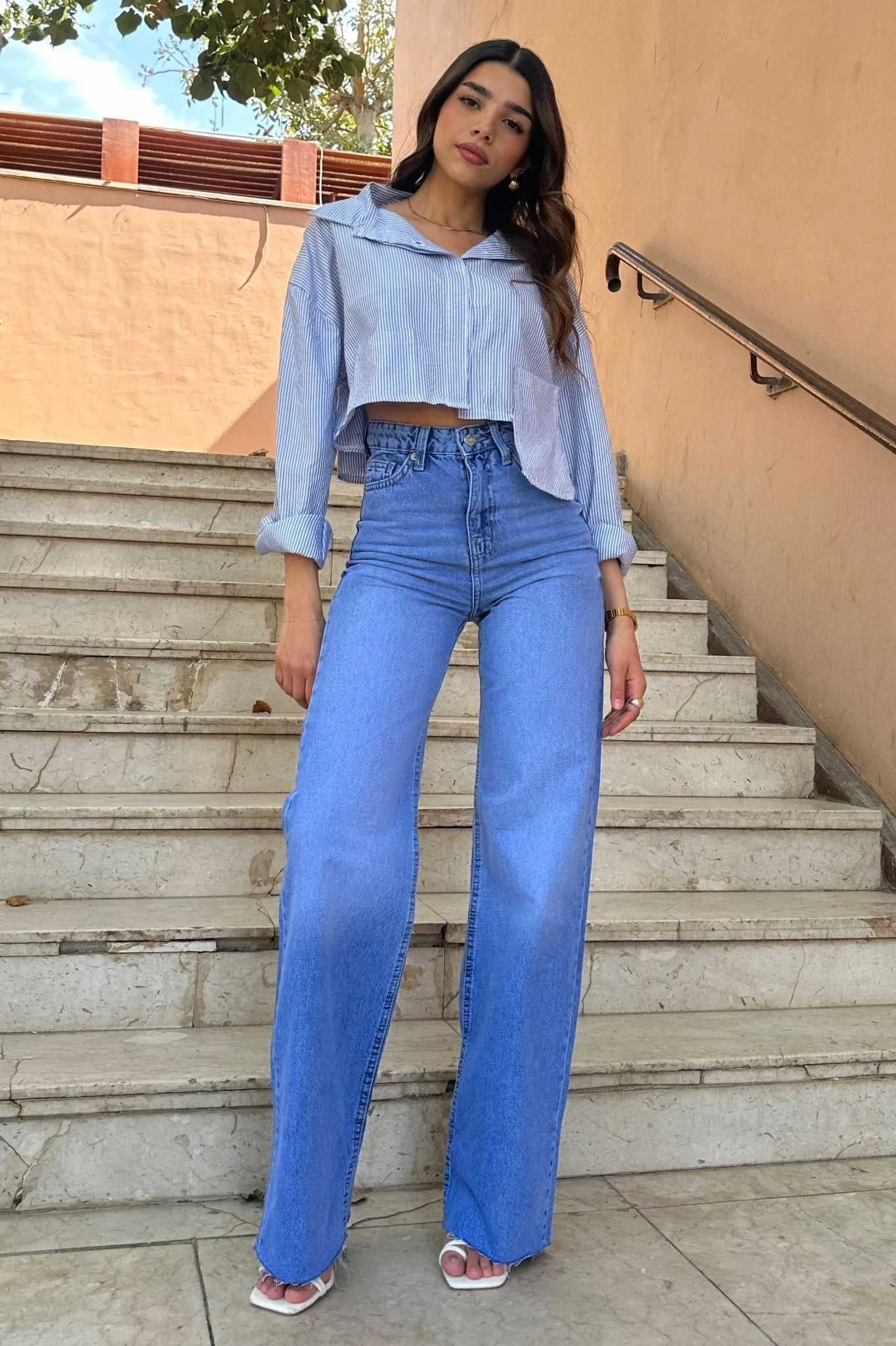 Wide-Leg - High-Waist Bright Blue Jeans